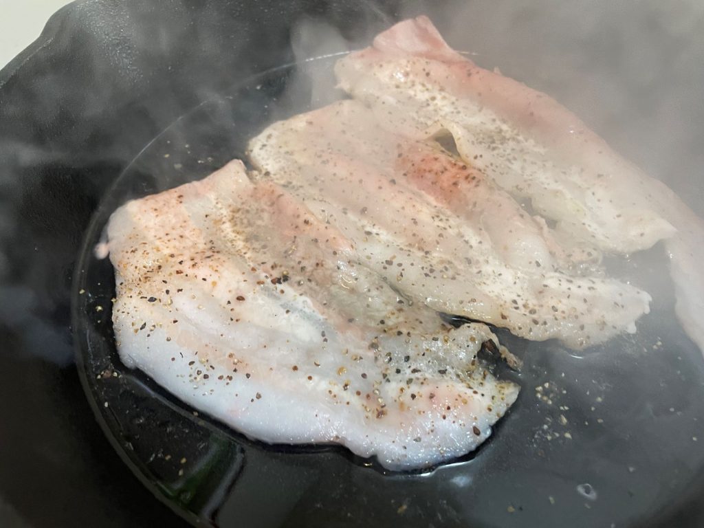 キムチ焼うどんの豚バラ